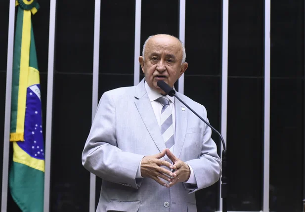 Júlio César faz campanha permanente para que STF julgue royalties do petróleo e beneficie estados e municípios piauienses