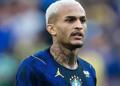 Lateral-direito da seleção Wesley, pode virar dúvida para Copa do Mundo devido lesão em último amistoso