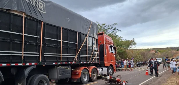 Manoel Mauro de Moura morreu após colidir com a motocicleta em um caminhão na zona rural de Itainópolis
