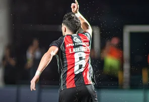 Vitória vence Fortaleza e conquista pentacampeonato da Copa do Nordeste