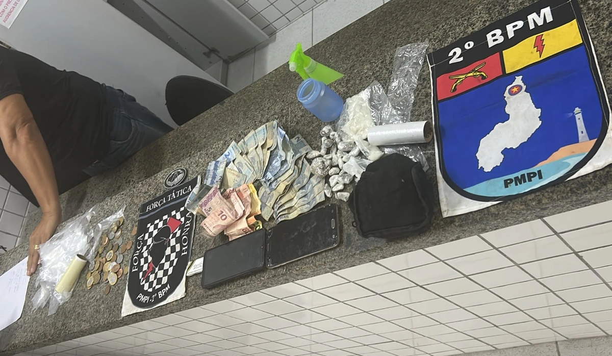 Material apreendido com os custodiados