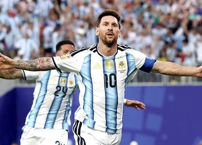 Messi marca 3 gols na estreia da Argentina na Copa do Mundo de 2026