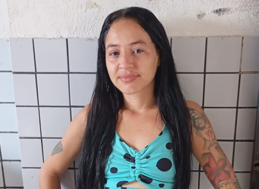Mulher condenada por homicídio e roubo é presa pela PM em Teresina