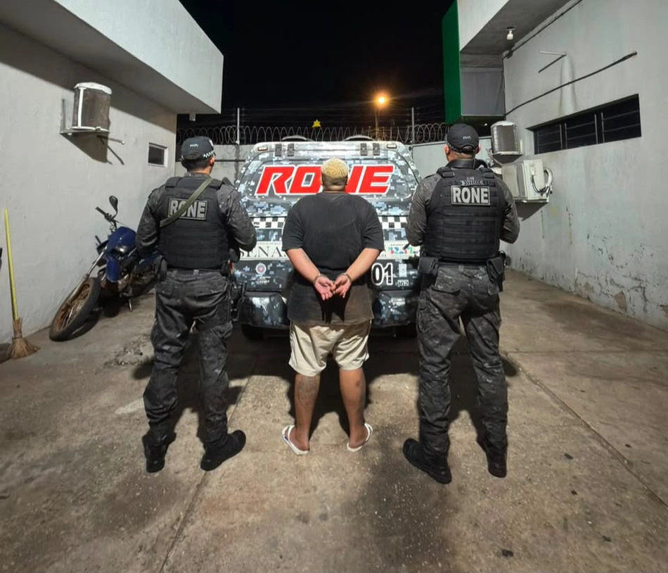 Mulher é presa com arma, drogas e balança durante ação do BPRONE em Teresina