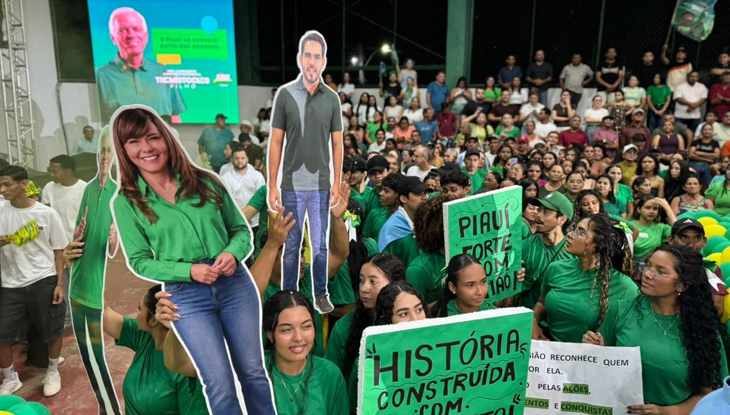 Multidão presente