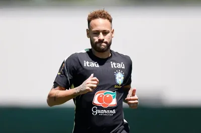 Ancelotti confirma retorno de Neymar e indica camisa 10 contra a Escócia