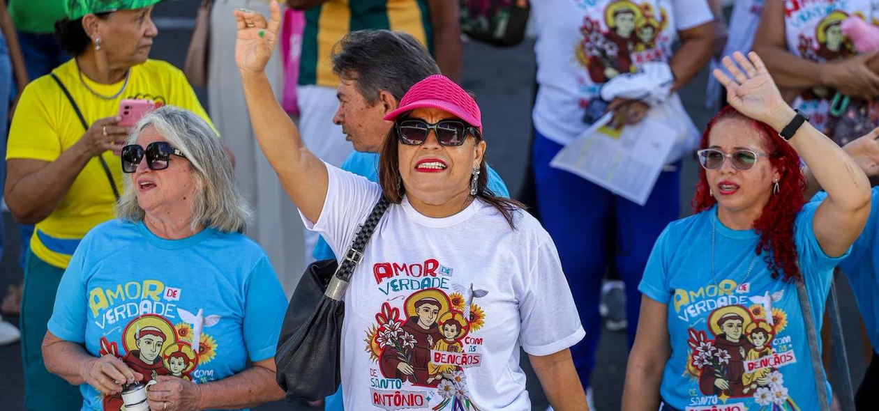 O evento foi iniciado às 16h, na Igreja São Benedito, no Centro da capital.