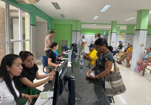 Pacientes devem atualizar telefones para mutirões de saúde em Teresina