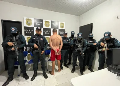 PM prende suspeito com arma, drogas e dinheiro