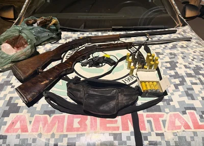 Polícia apreendeu animais silvestres abatidos e armas usadas em caça ilegal