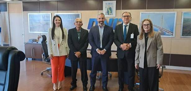 Prefeito de Ribeiro Gonçalves cumpre agenda em Brasília em busca de investimentos e melhorias para o município