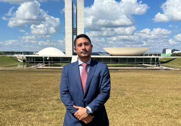 Prefeito de Tamboril do Piauí, Dr. Glauert Coelho