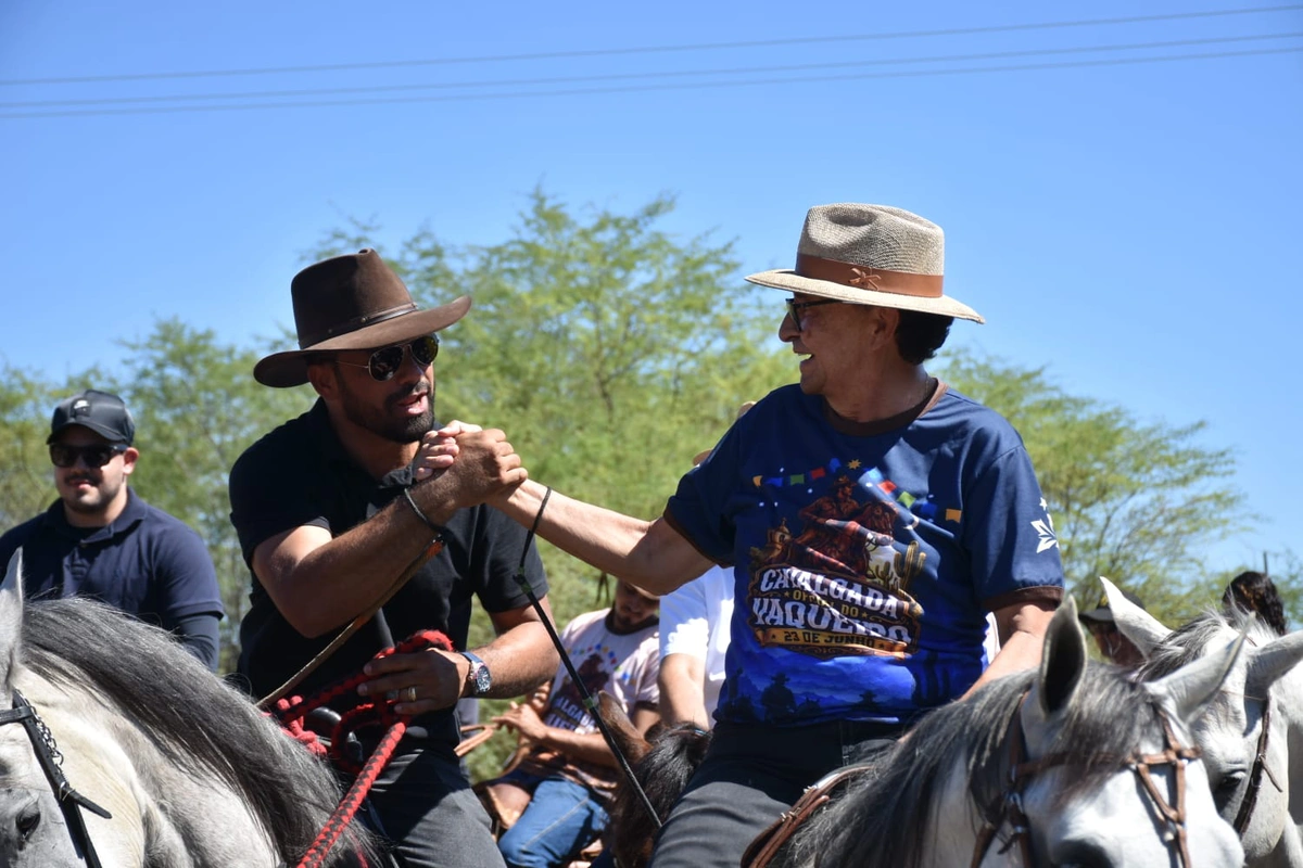 Prefeito Edinei Amorim na cavalgada