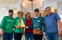 Prefeito recebe imagem de Nossa Senhora de Nazaré