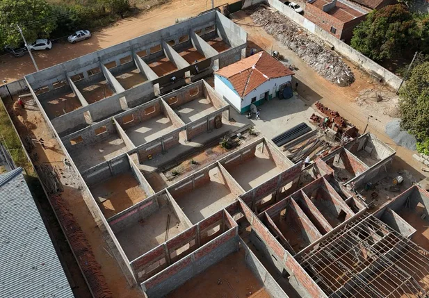 Prefeitura de Curimatá anuncia reforma de escola