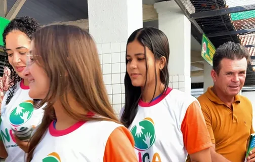 Prefeitura de Esperantina promove ação de conscientização ambiental no Mercado Público