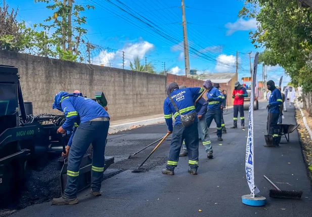 Prefeitura de Parnaíba avança com pavimentação asfáltica