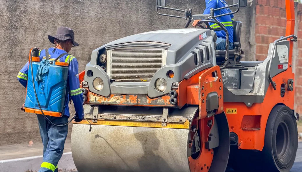 Prefeitura de Parnaíba avança com pavimentação asfáltica