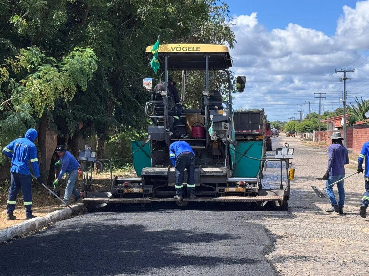 Prefeitura de São Gonçalo do Piauí avança com obras de pavimentação e conclui primeira etapa da Rua Petrônio Portela