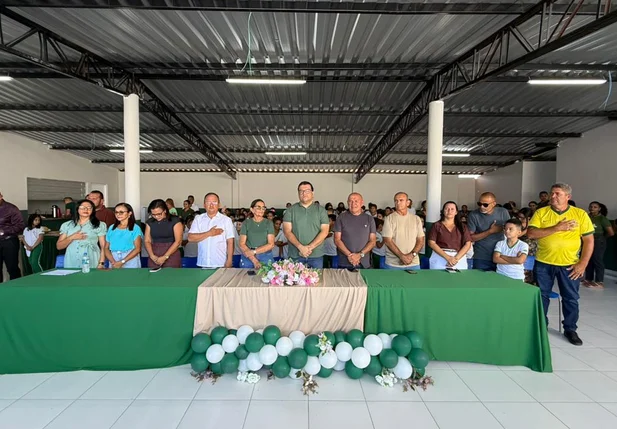 Prefeitura Municipal entrega ampliação e modernização da Escola Átila Lira