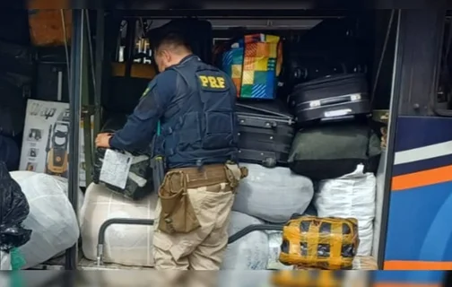 PRF encontra ossada humana em bagageiro de ônibus.