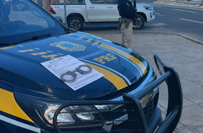 PRF prende uma pessoa durante fiscalização da Operação Festejos Juninos em Teresina