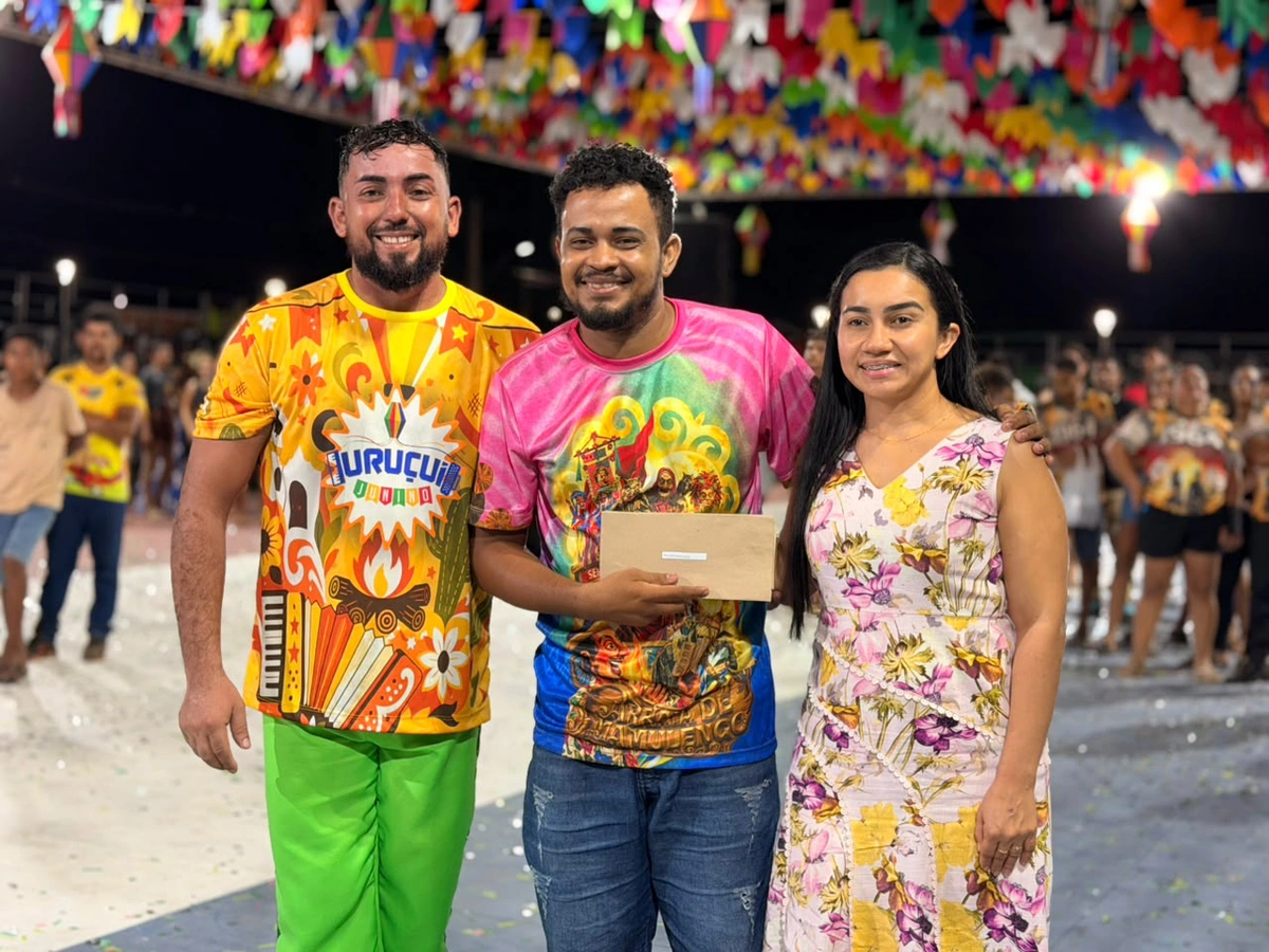 Quadrilhas profissionais brilham na 2ª noite do Uruçuí Junino 2026