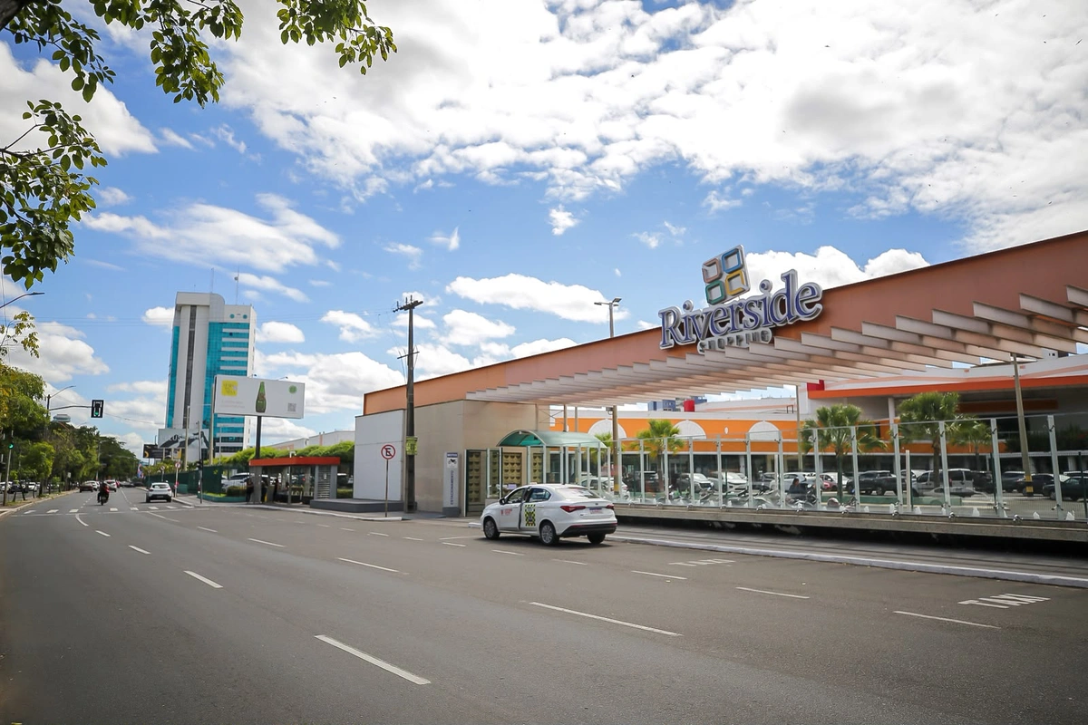 Riverside Shopping