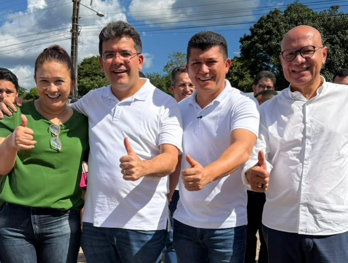 Rubens Vieira acompanha Rafael Fonteles na inauguração de 40 mil m² de asfalto em Agricolândia