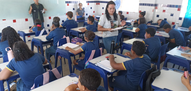 Secretaria de Meio Ambiente realiza campanha de conscientização sobre poluição sonora na Escola Municipal Arica Leal