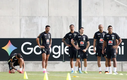 Seleção Brasileira de Futebol durante treino