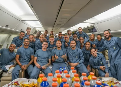 Seleção Brasileira embarca para os EUA e inicia caminhada em busca do hexa da Copa do Mundo