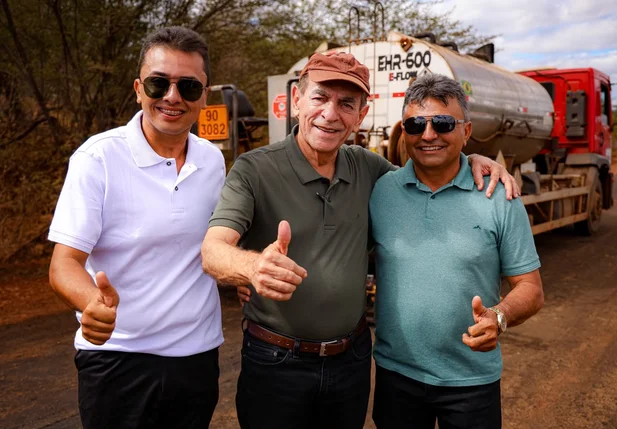 Senador Marcelo Castro acompanha obras