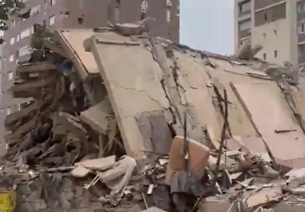 Terremoto destrói prédios em Caracas