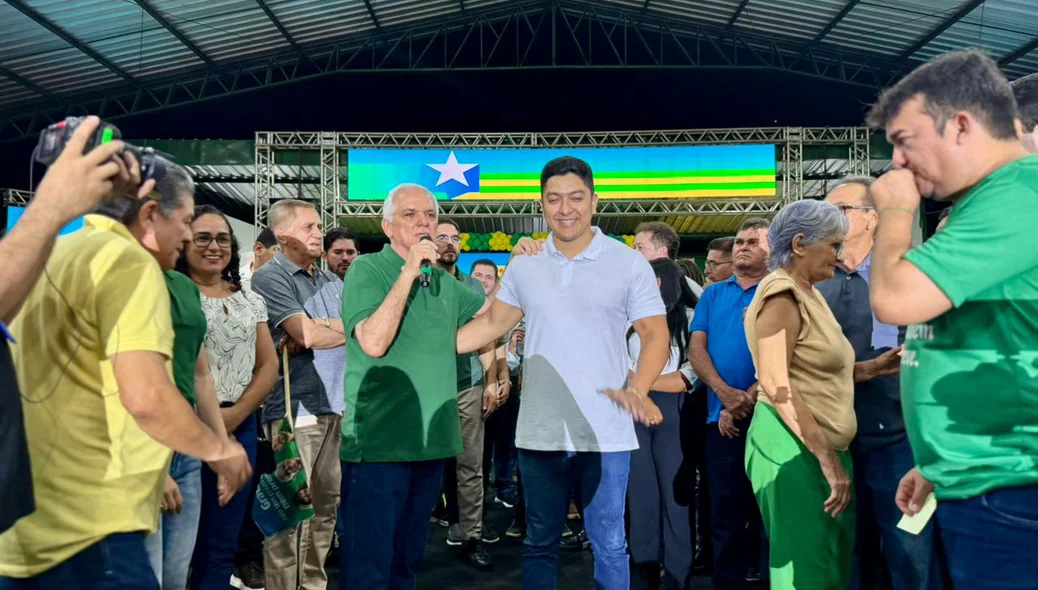 Themístocles discursando
