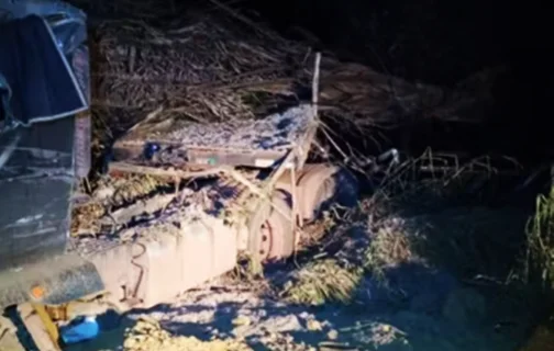 Veículo ficou destruído na PI 247