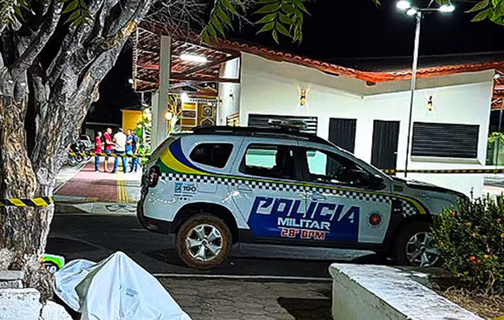 Vítima foi morta com disparos de arma de fogo em Paes Landim