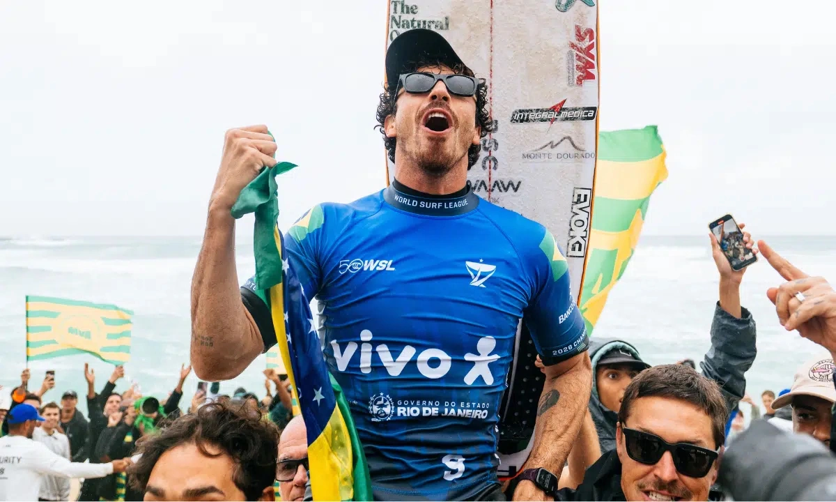 Yago Dora vence italiano e conquista título da WSL em Saquarema