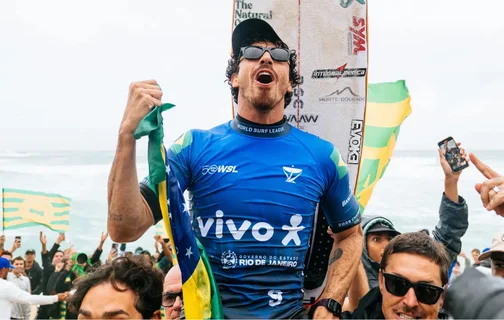 Yago Dora vence italiano e conquista título da WSL em Saquarema