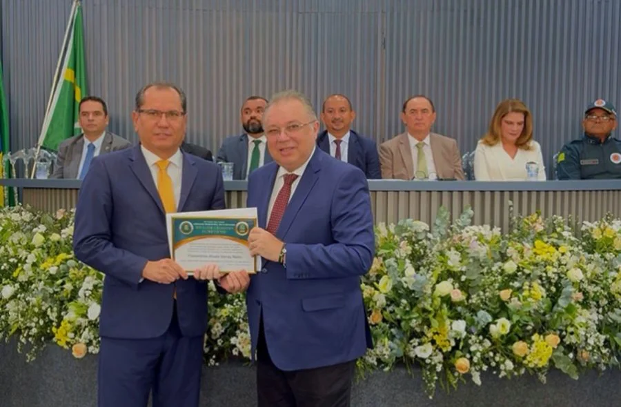 A homenagem foi proposta pelo vereador Lauro César