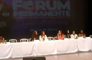 A promotora afirmou que “a fé é um direito privado que não deve ser estendido a outras pessoas em um evento público"