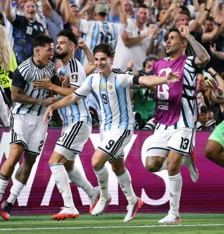 A Seleção Argentina terá pela frente a Inglaterra na semifinal da Copa do Mundo