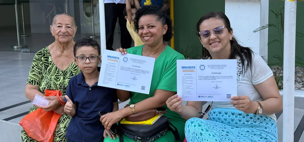 A solenidade foi realizada no Salão Nobre da Câmara Municipal de Teresina.