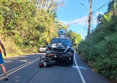 Acidente entre caminhonete e motocicleta deixa um homem morto em Teresina