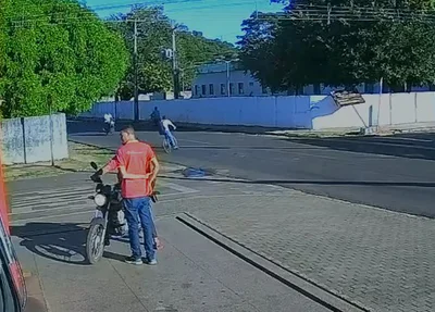 Acidente entre motocicleta e bicicleta deixa jovem gravemente ferido em José de Freitas