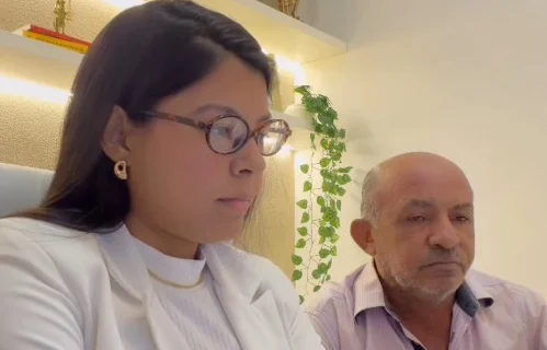Advogada piauiense representa o próprio pai em audiência por aposentadoria rural e viraliza nas redes sociais