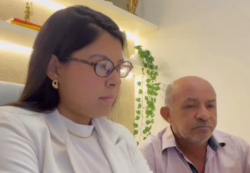 Advogada piauiense representa o próprio pai em audiência por aposentadoria rural e viraliza nas redes sociais