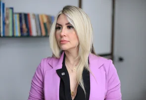 Delegada Anamelka destaca trajetória na Polícia Civil e apresenta propostas para o Congresso