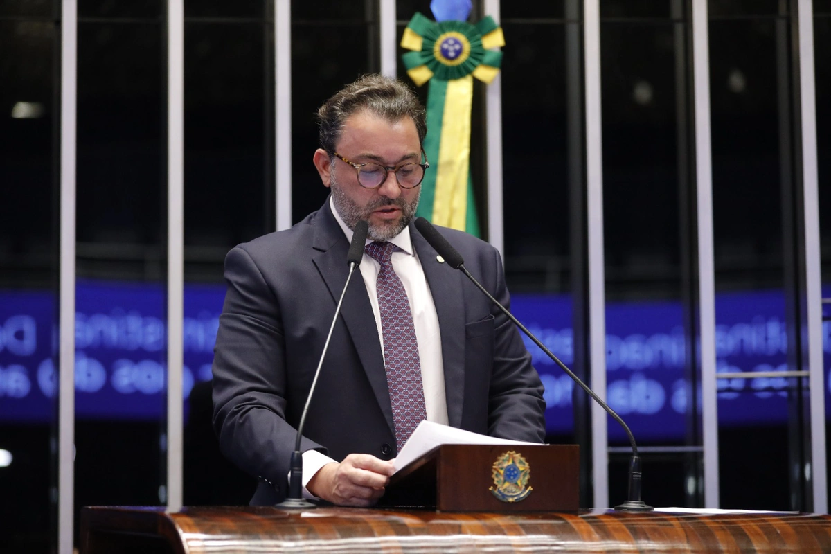 Átila Lira é o relator de projeto que cria o Programa Nacional de Combate ao Câncer na CCJ