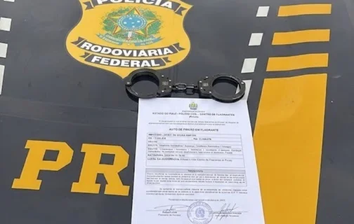 Auto de prisão em flagrante do homem que agrediu e ameaçou a mulher em Picos